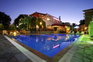 castello-rosso-night_4